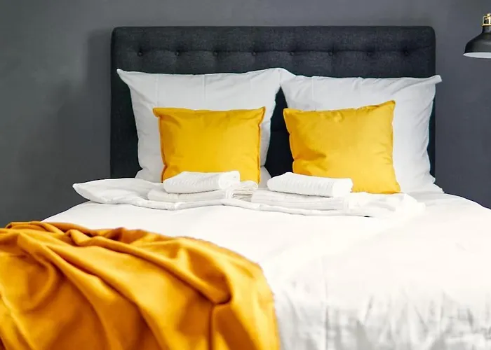 Spacestays Two-Room Suite Wifi Netflix