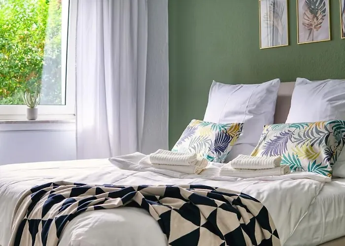 Spacestays Two-Room Suite Wifi Netflix